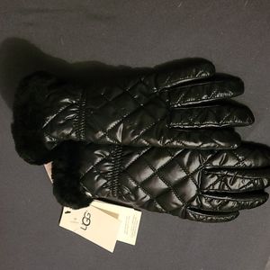 Ugg winter gloves